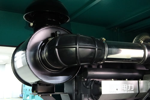 柴油发电机分隔式燃烧室有几种类型?